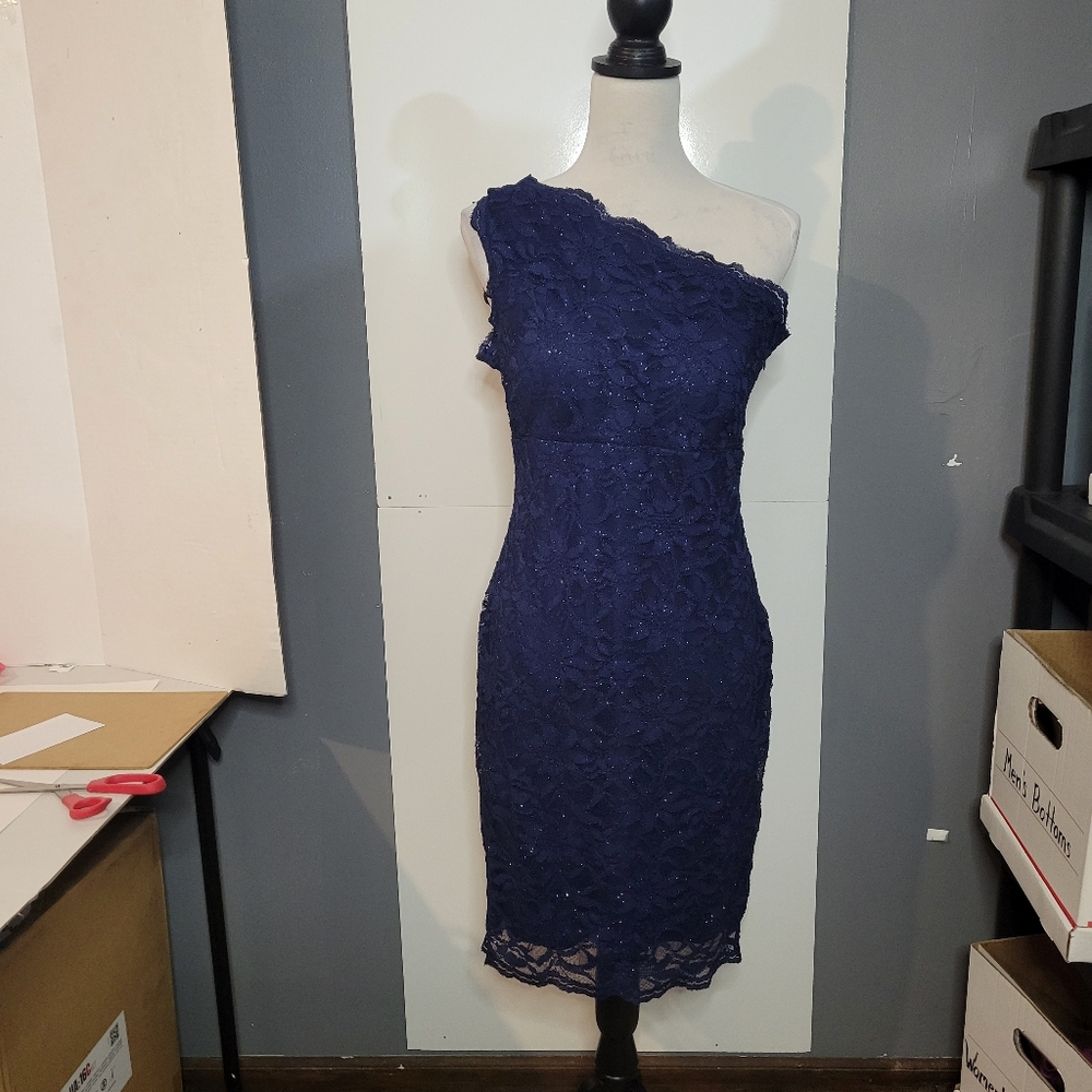 Roz & Ali Navy Blue One Shoulder Lace Dress Size 6 - Picture 11 of 11